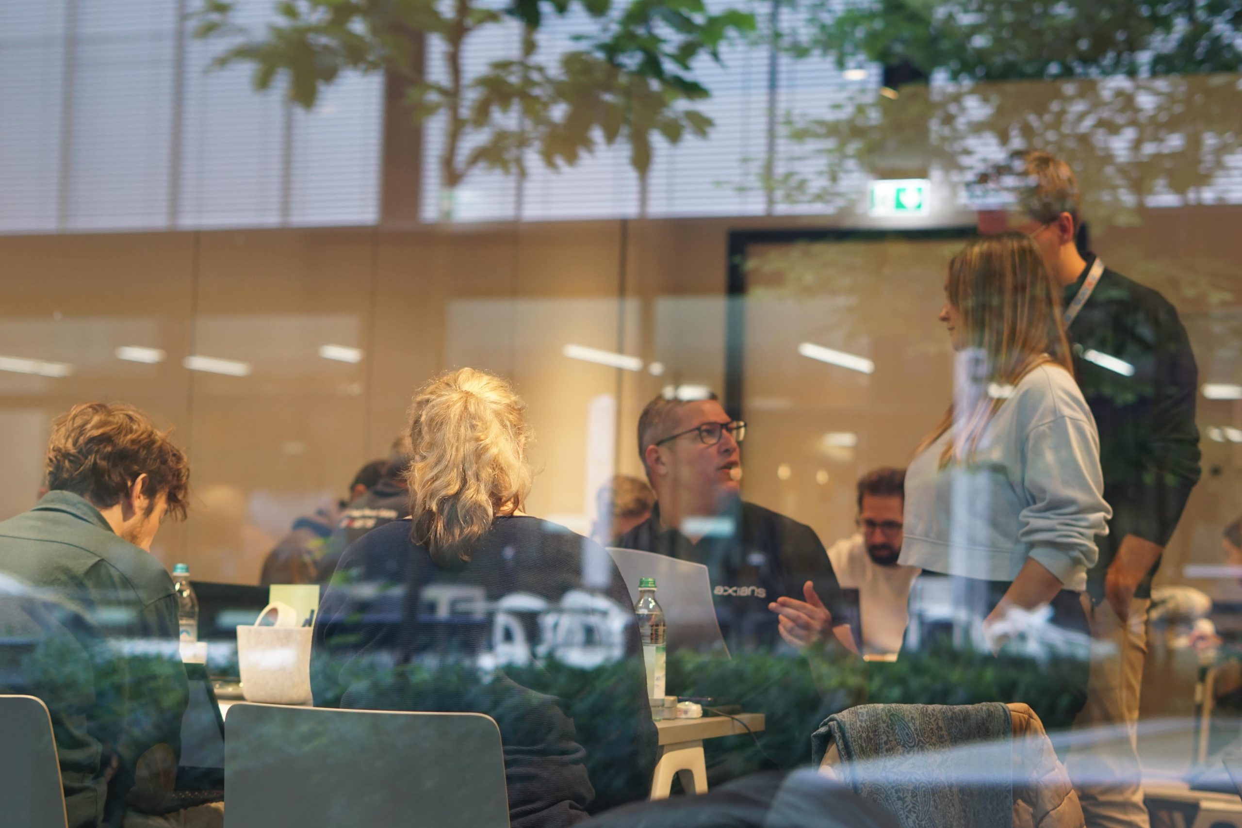 Menschen beim Arbeiten